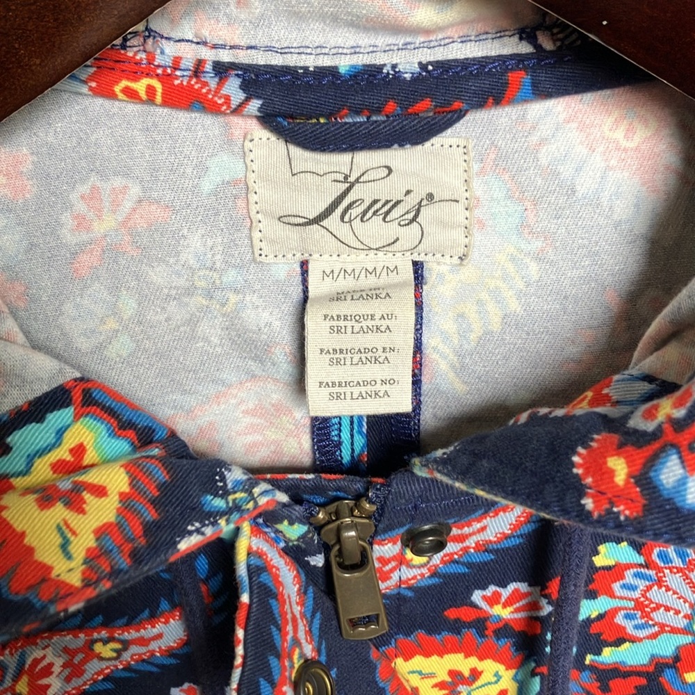Levi’s - Picture 2 of 15